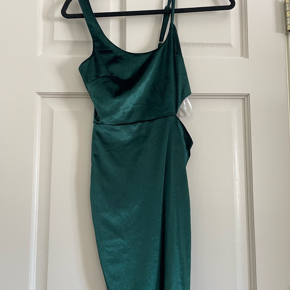 Lulus size xs mini dress in forest/dark green velvet